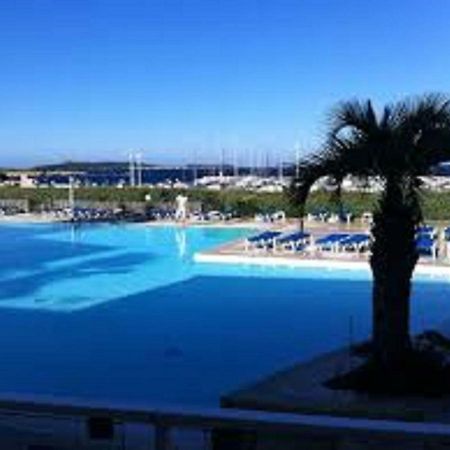Coudouliere Vue Mer Et Port Six-Fours-les-Plages Exterior photo